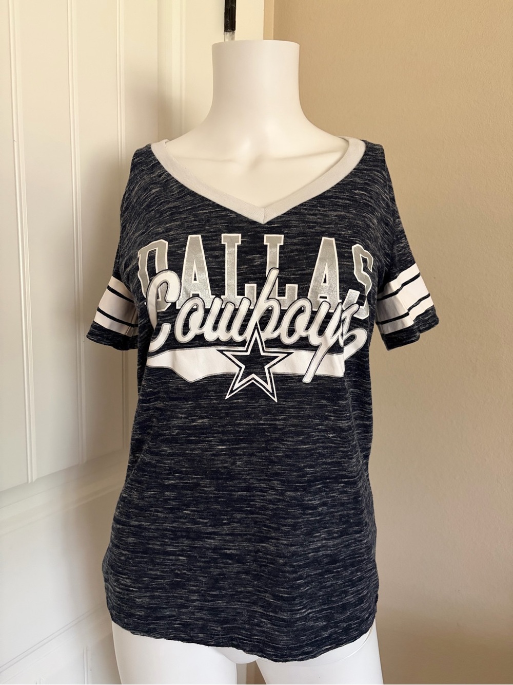 Dallas Cowboys Women's Navy V-Neck Graphic Tee